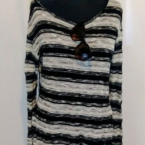 Thin cool sweater/ Cover up